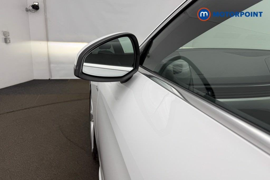 Audi A4 S Line Automatic Petrol Estate - Stock Number (1633852) - 31st supplementary image