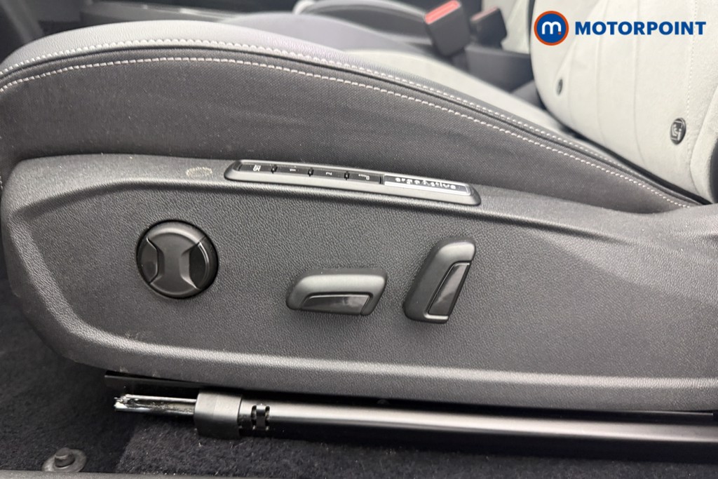 Volkswagen Id.3 Max Pro Automatic Electric Hatchback - Stock Number (1633857) - 11th supplementary image
