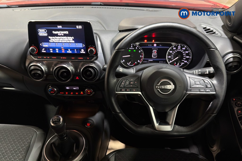 Nissan Juke N-Connecta Manual Petrol SUV - Stock Number (1634077) - 2nd supplementary image