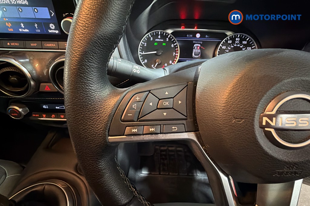 Nissan Juke N-Connecta Manual Petrol SUV - Stock Number (1634077) - 3rd supplementary image