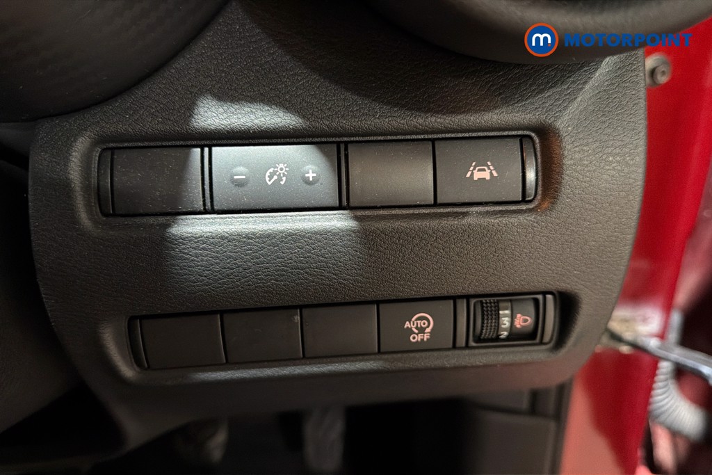 Nissan Juke N-Connecta Manual Petrol SUV - Stock Number (1634077) - 18th supplementary image