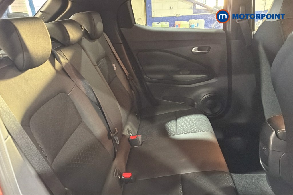 Nissan Juke N-Connecta Manual Petrol SUV - Stock Number (1634077) - 28th supplementary image