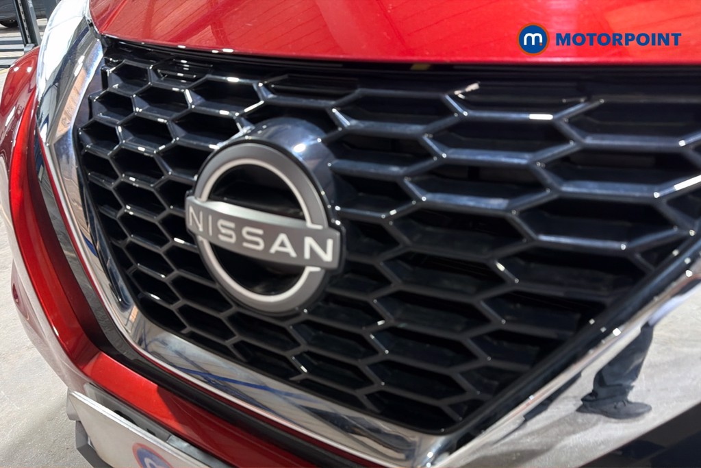 Nissan Juke N-Connecta Manual Petrol SUV - Stock Number (1634077) - 45th supplementary image