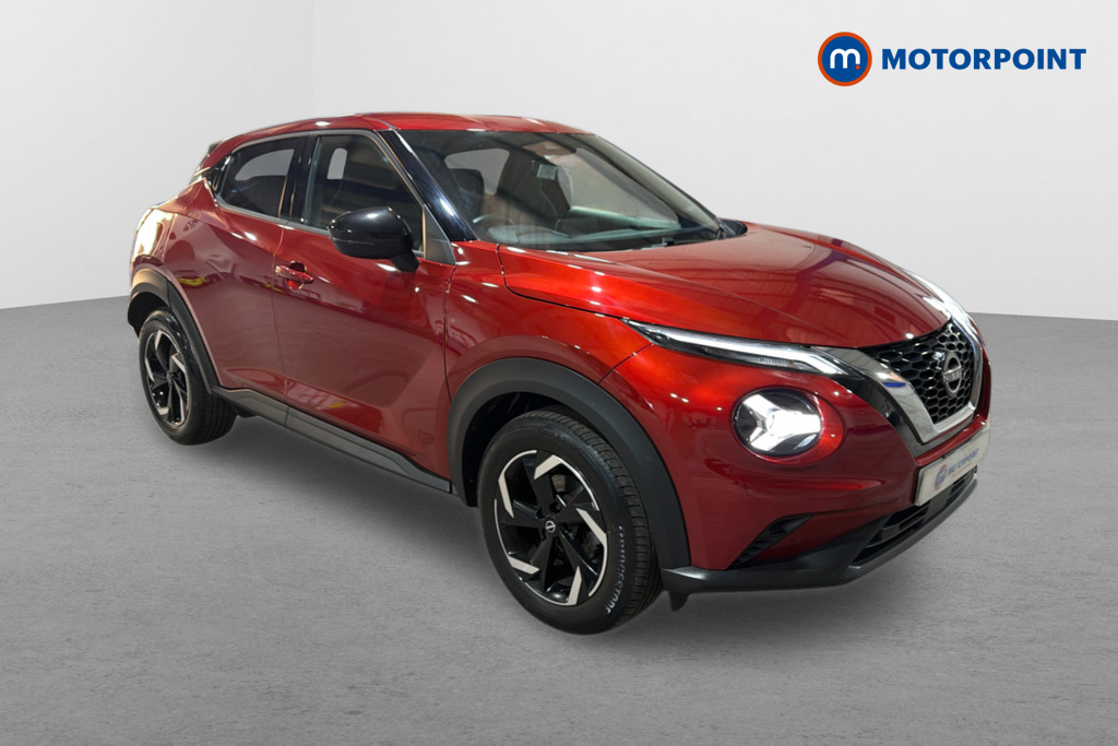 Nissan Juke N-Connecta Manual Petrol SUV - Stock Number (1634077) - Drivers side front corner