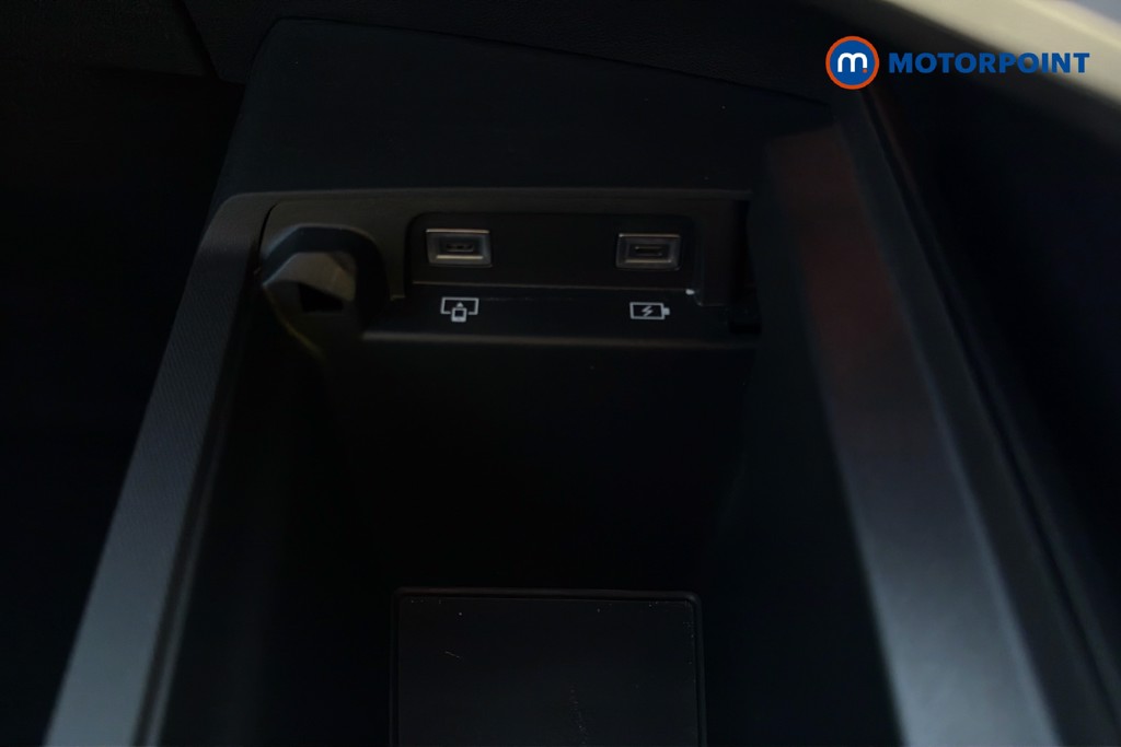 Peugeot 5008 GT Automatic Petrol SUV - Stock Number (1634147) - 17th supplementary image