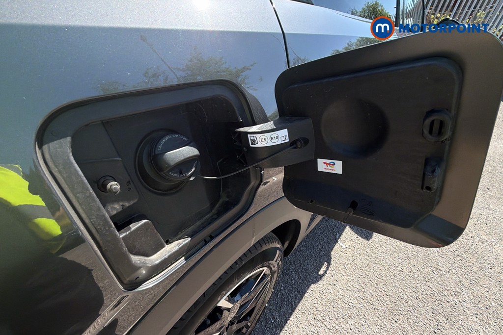 Peugeot 5008 GT Automatic Petrol SUV - Stock Number (1634147) - 41st supplementary image