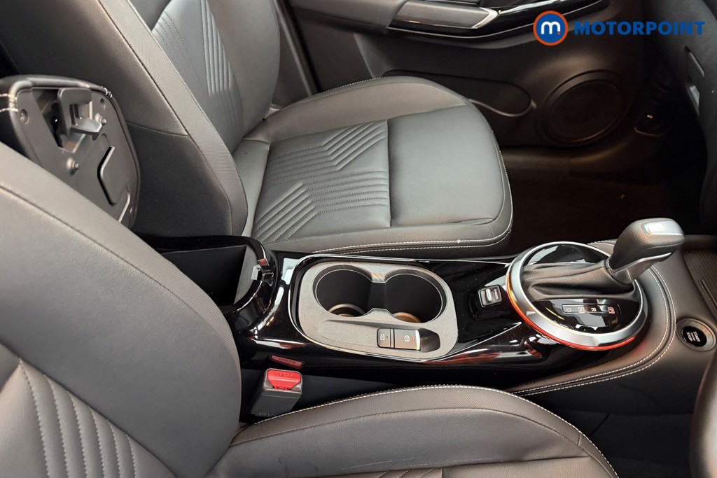 Nissan Juke Tekna Automatic Petrol SUV - Stock Number (1634293) - 12th supplementary image