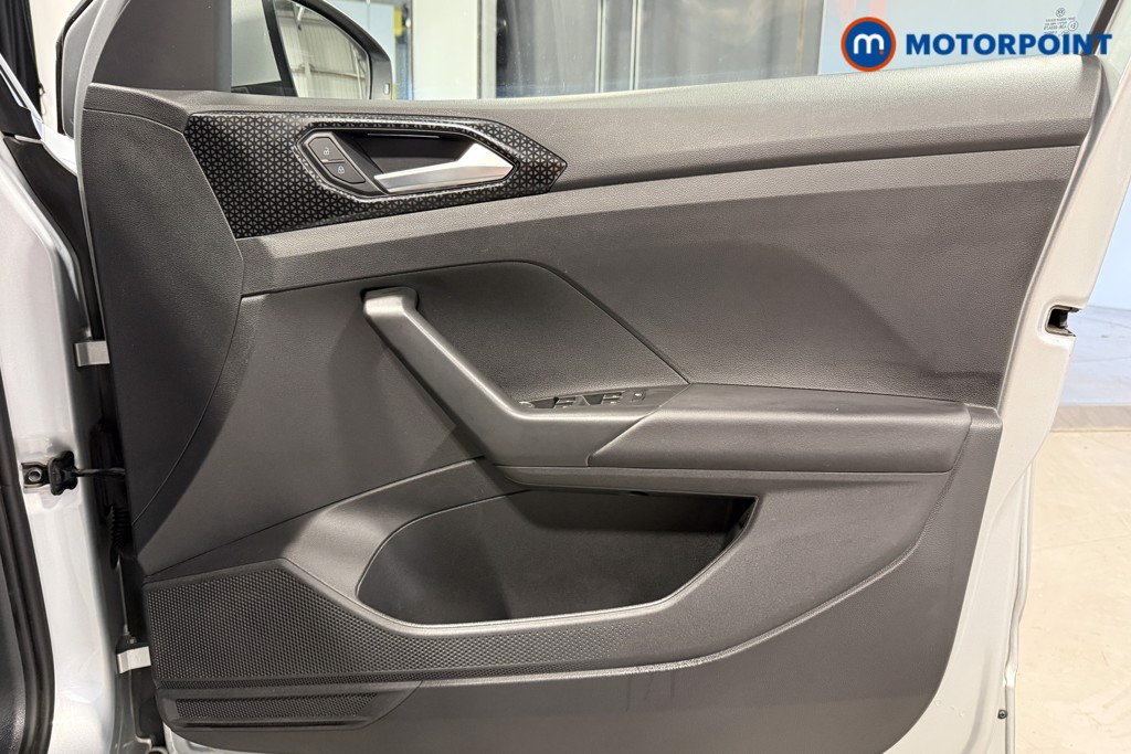 Volkswagen T-Cross SEL Manual Petrol SUV - Stock Number (1634789) - 14th supplementary image