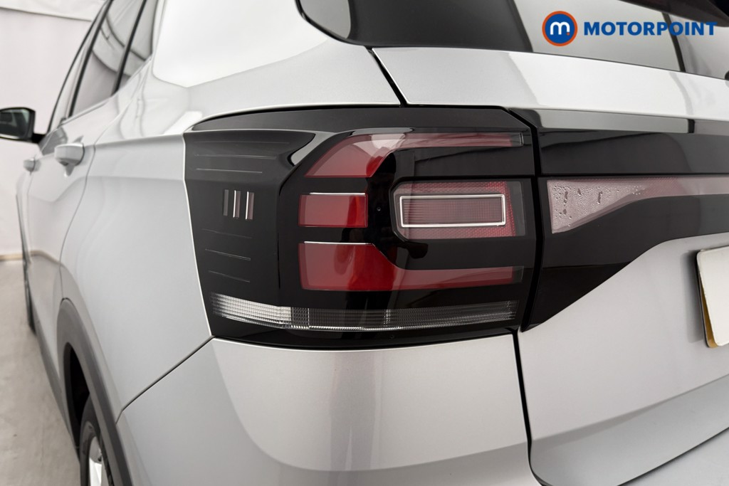 Volkswagen T-Cross SEL Manual Petrol SUV - Stock Number (1634789) - 19th supplementary image