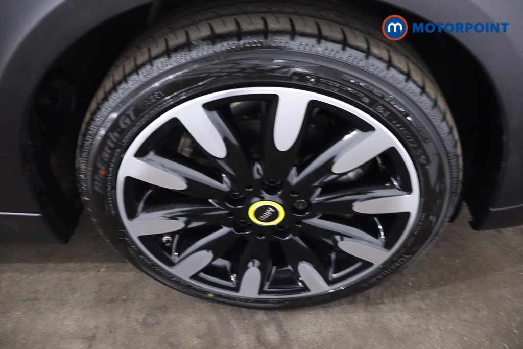 Mini Hatchback Cooper S Level 3 Automatic Electric Hatchback - Stock Number (1634792) - 9th supplementary image