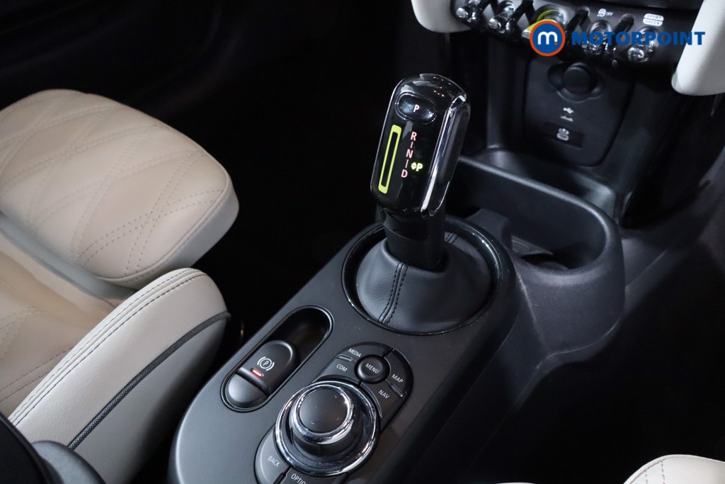 Mini Hatchback Cooper S Level 3 Automatic Electric Hatchback - Stock Number (1634792) - 22nd supplementary image