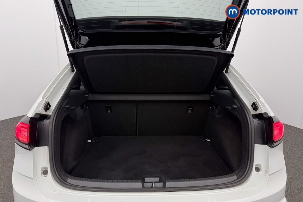 Volkswagen Taigo R-Line Manual Petrol SUV - Stock Number (1635023) - 13th supplementary image