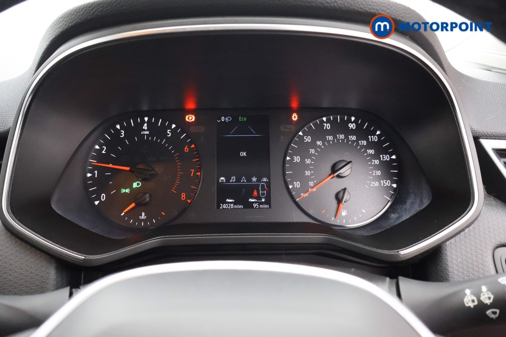 Renault Clio Iconic Manual Petrol Hatchback - Stock Number (1635453) - 4th supplementary image