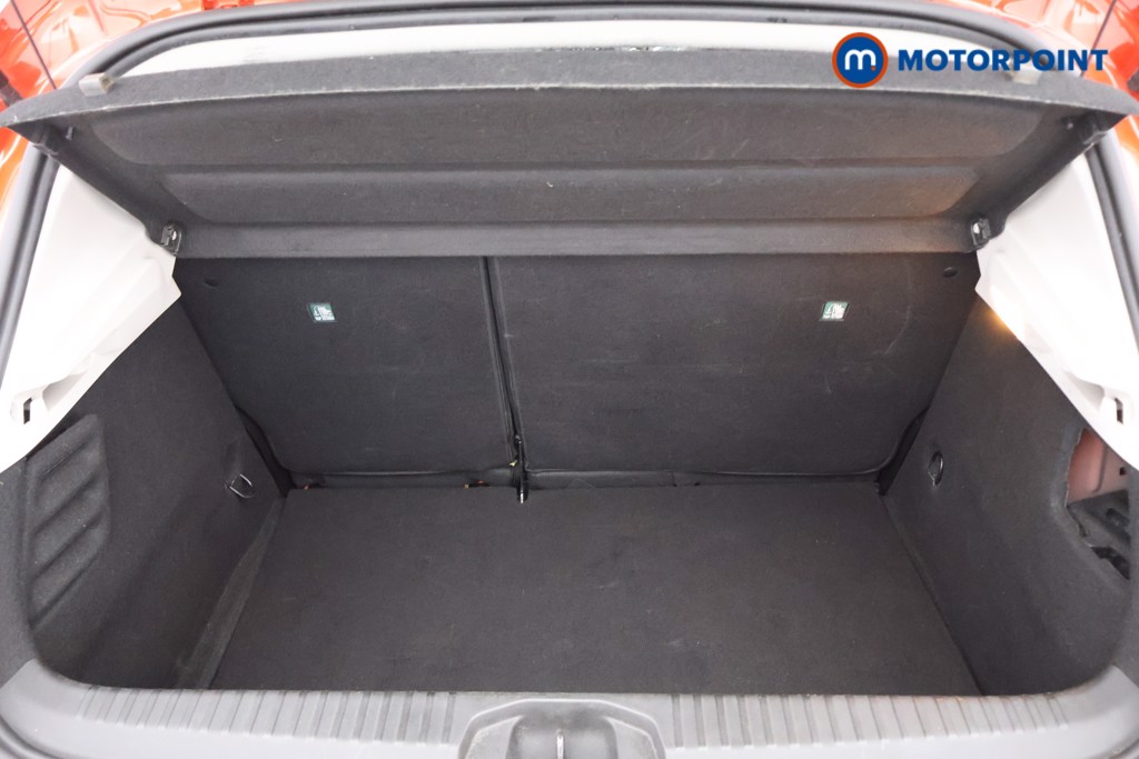 Renault Clio Iconic Manual Petrol Hatchback - Stock Number (1635453) - 19th supplementary image