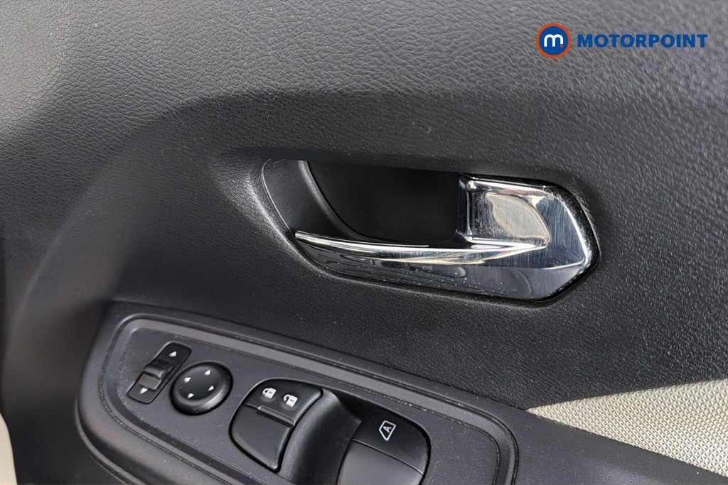 Nissan Micra Acenta Manual Petrol Hatchback - Stock Number (1636023) - 42nd supplementary image