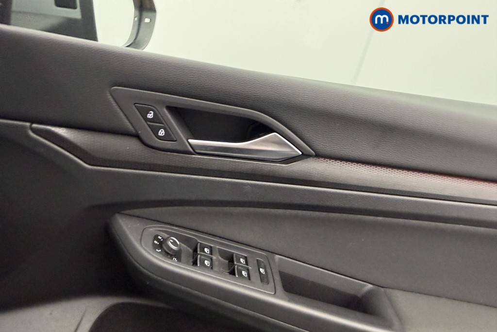 Volkswagen Golf GTD Automatic Diesel Hatchback - Stock Number (1636030) - 9th supplementary image