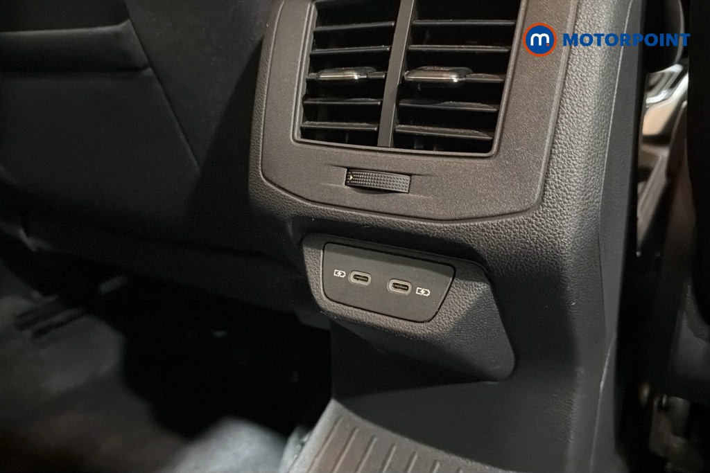 Volkswagen T-Roc Life Automatic Petrol SUV - Stock Number (1636148) - 30th supplementary image