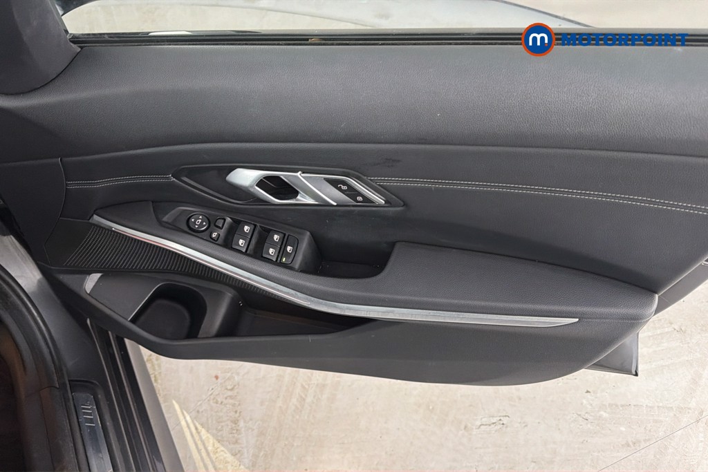 BMW 3 Series M Sport Automatic Diesel Saloon - Stock Number (1636249) - 19th supplementary image
