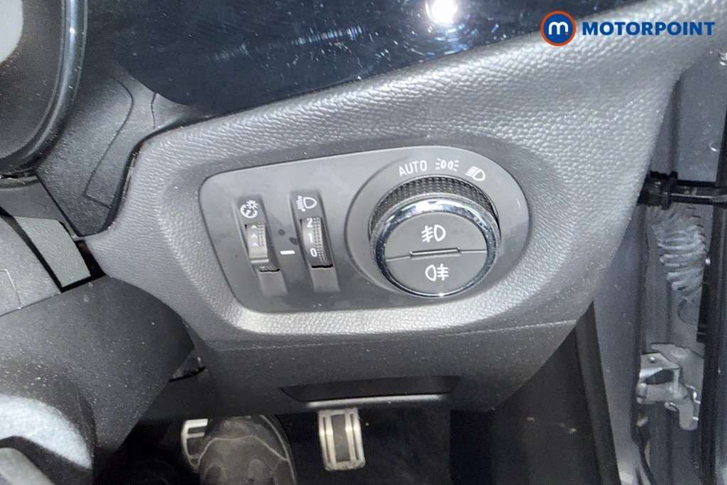 Vauxhall Corsa Gs Line Automatic Petrol Hatchback - Stock Number (1636533) - 8th supplementary image
