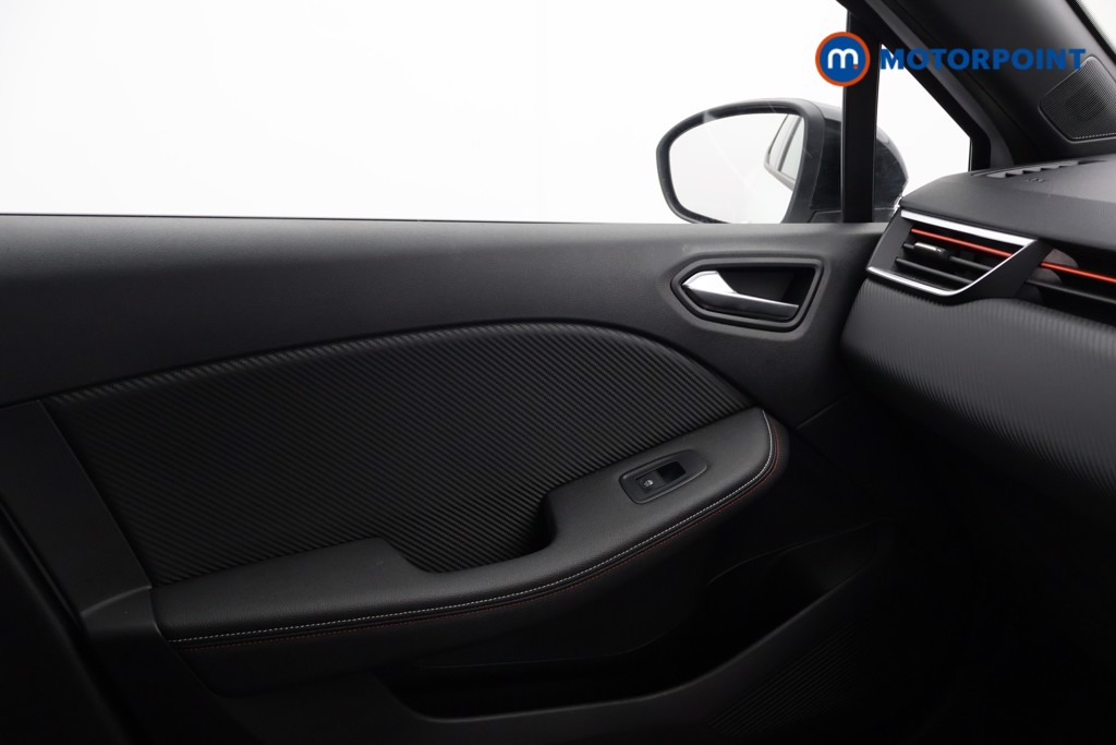 Renault Clio Rs Line Manual Petrol Hatchback - Stock Number (1636683) - 9th supplementary image
