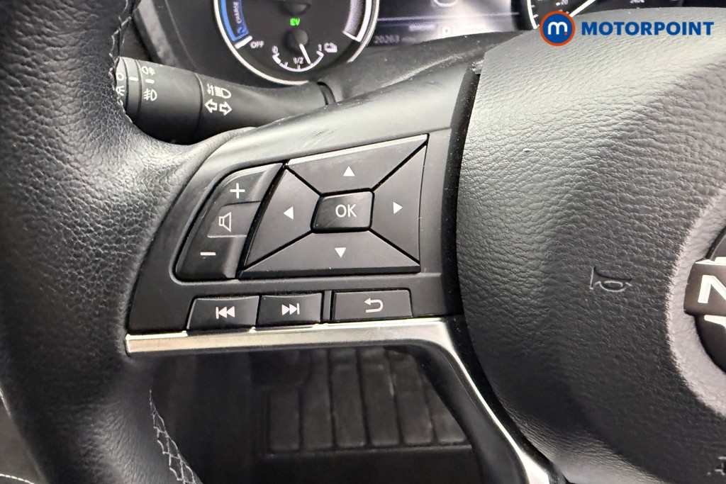 Nissan Juke Tekna-Plus Automatic Petrol-Electric Hybrid SUV - Stock Number (1636695) - 5th supplementary image