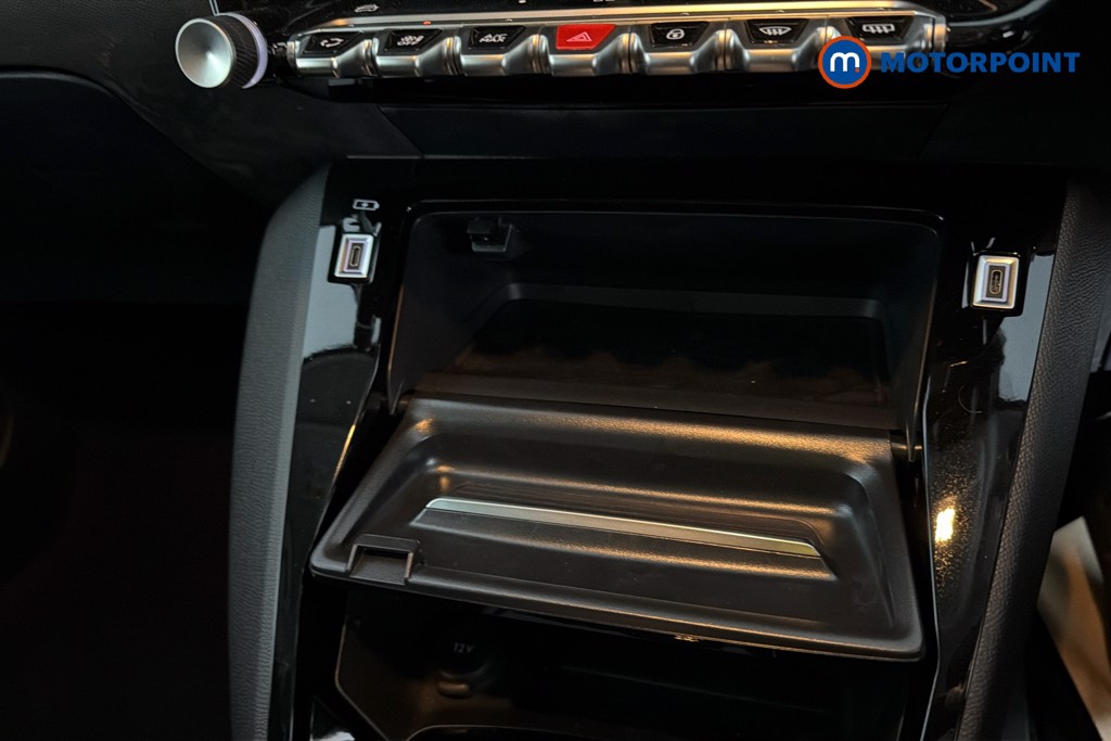 Peugeot 208 Allure Automatic Petrol Hatchback - Stock Number (1636707) - 17th supplementary image
