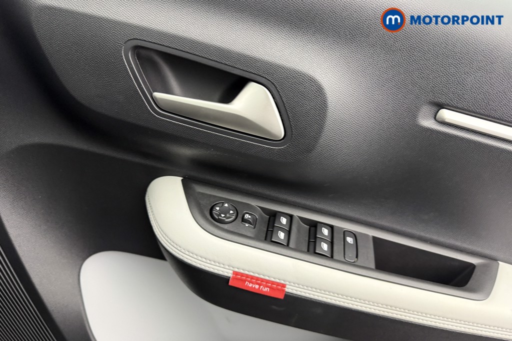 Citroen C3 Plus Automatic Electric Hatchback - Stock Number (1636815) - 8th supplementary image