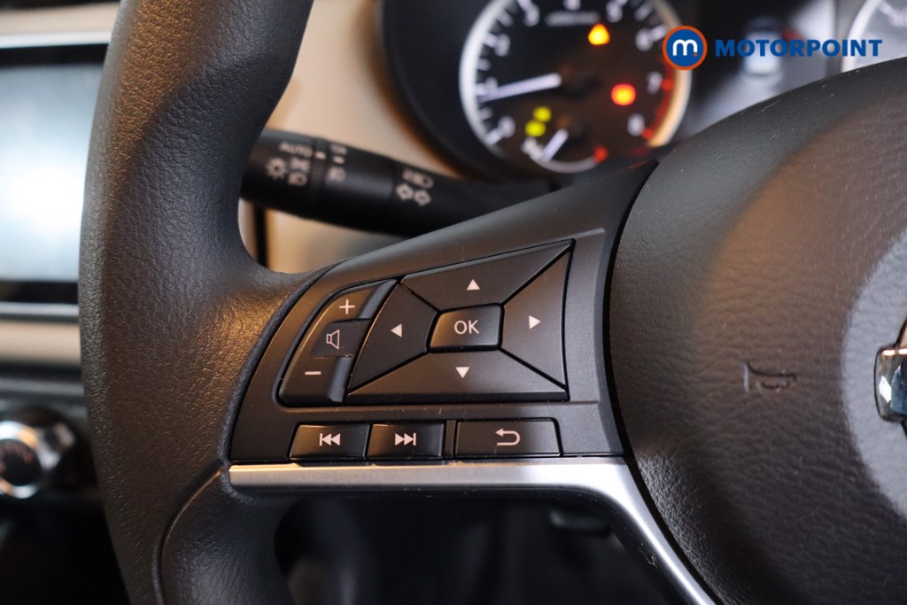 Nissan Micra Acenta Manual Petrol Hatchback - Stock Number (1636872) - 7th supplementary image