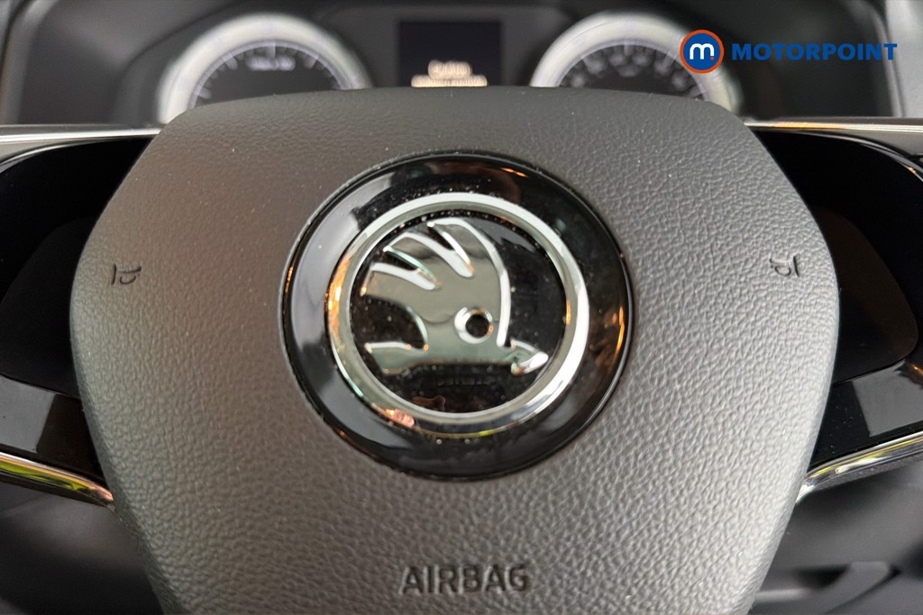 Skoda Karoq Se Drive Manual Petrol SUV - Stock Number (1637022) - 5th supplementary image