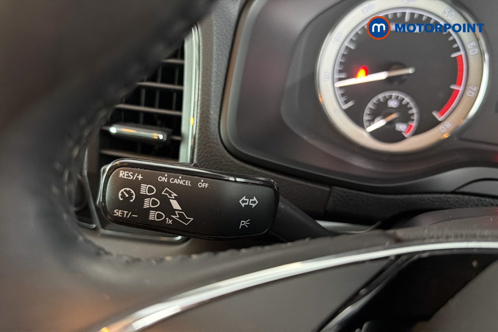Skoda Karoq Se Drive Manual Petrol SUV - Stock Number (1637022) - 6th supplementary image