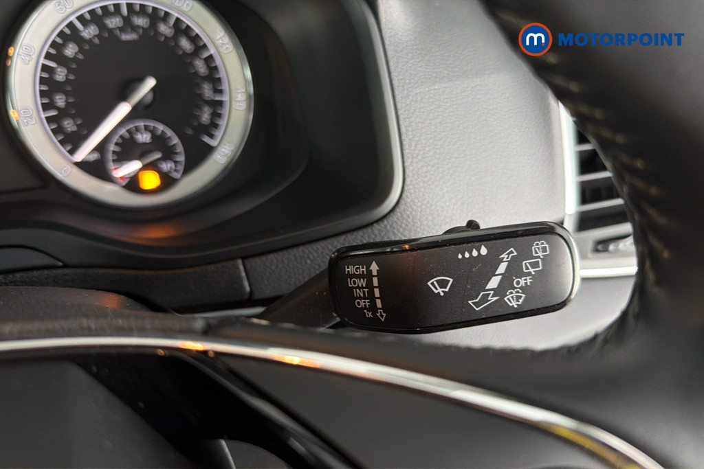Skoda Karoq Se Drive Manual Petrol SUV - Stock Number (1637022) - 7th supplementary image