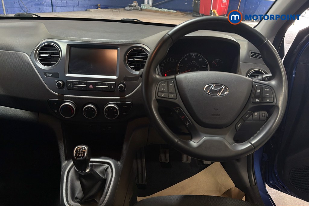 Hyundai I10 Play Manual Petrol Hatchback - Stock Number (1637301) - 2nd supplementary image