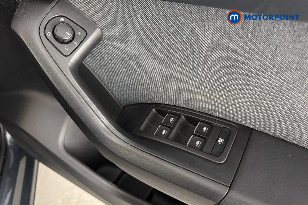 Seat Ateca Se Technology Manual Petrol SUV - Stock Number (1637532) - 20th supplementary image