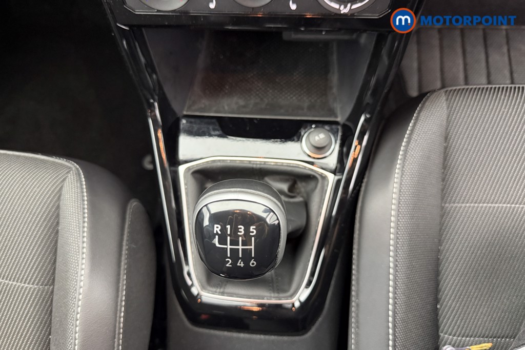 Volkswagen T-Cross Black Edition Manual Petrol SUV - Stock Number (1637535) - 4th supplementary image