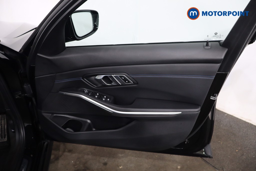 BMW 3 Series M Sport Automatic Petrol Saloon - Stock Number (1637595) - 22nd supplementary image