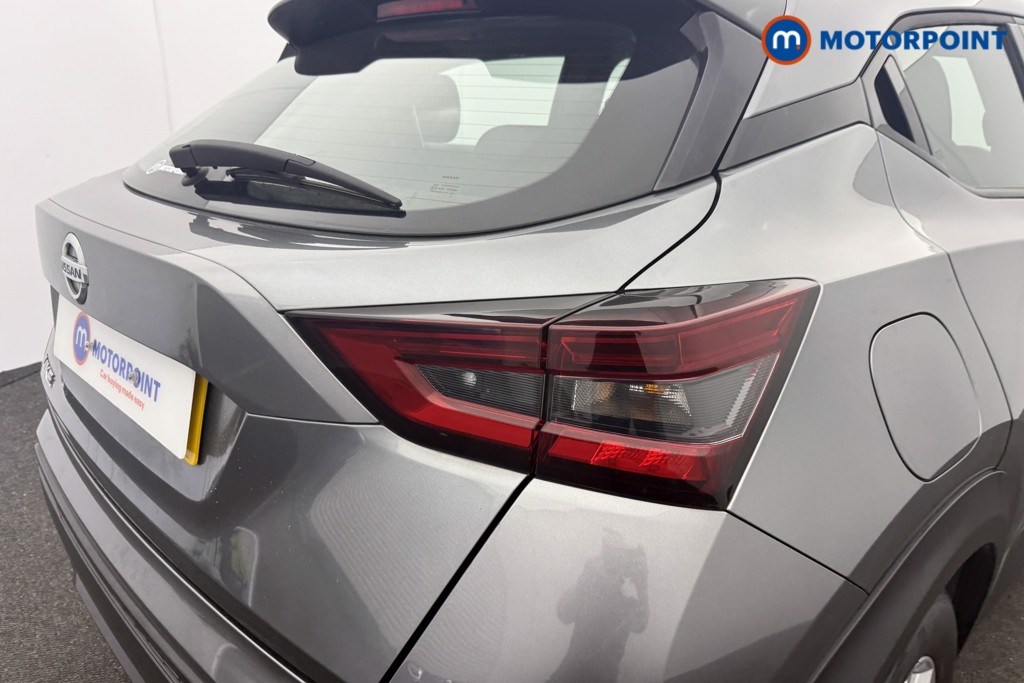 Nissan Juke Acenta Automatic Petrol SUV - Stock Number (1637610) - 3rd supplementary image