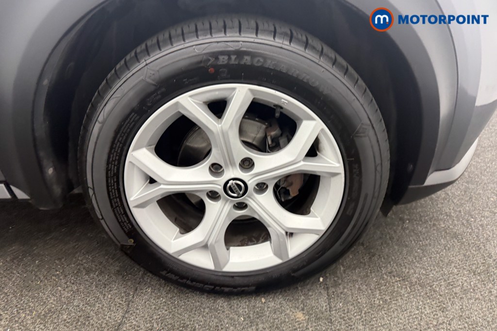Nissan Juke Acenta Automatic Petrol SUV - Stock Number (1637610) - 20th supplementary image