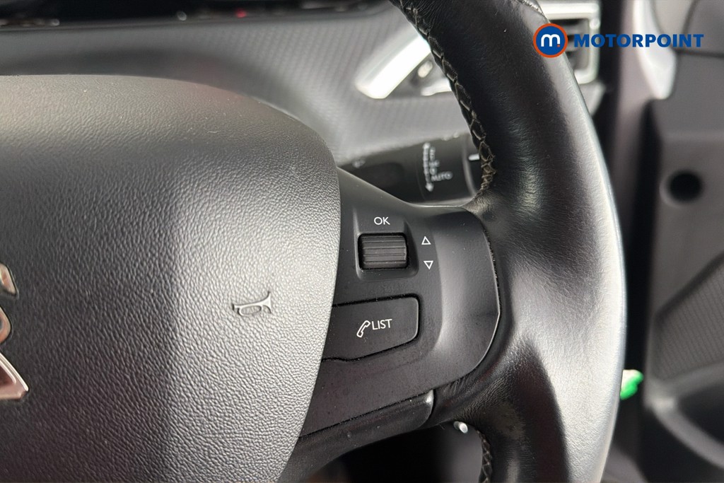 Peugeot 2008 Allure Premium Manual Diesel SUV - Stock Number (1637825) - 4th supplementary image