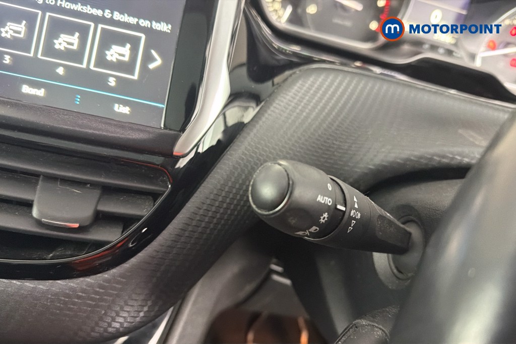 Peugeot 2008 Allure Premium Manual Diesel SUV - Stock Number (1637825) - 6th supplementary image