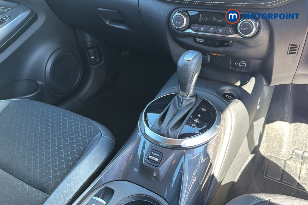 Nissan Juke N-Connecta Automatic Petrol-Electric Hybrid SUV - Stock Number (1638052) - 15th supplementary image