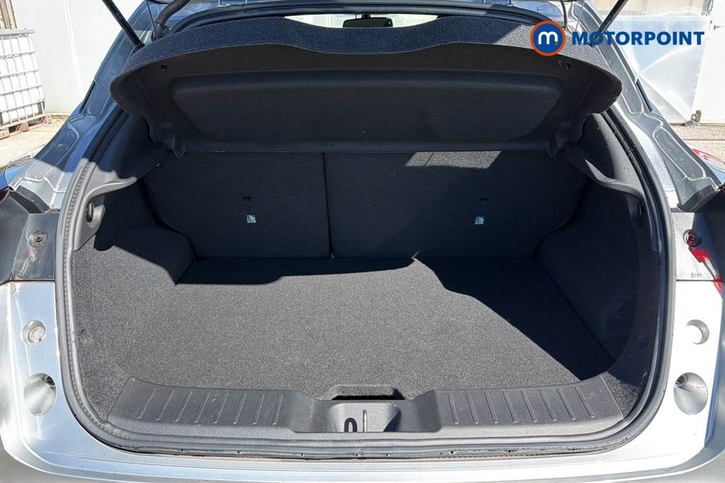 Nissan Juke N-Connecta Automatic Petrol-Electric Hybrid SUV - Stock Number (1638052) - 30th supplementary image