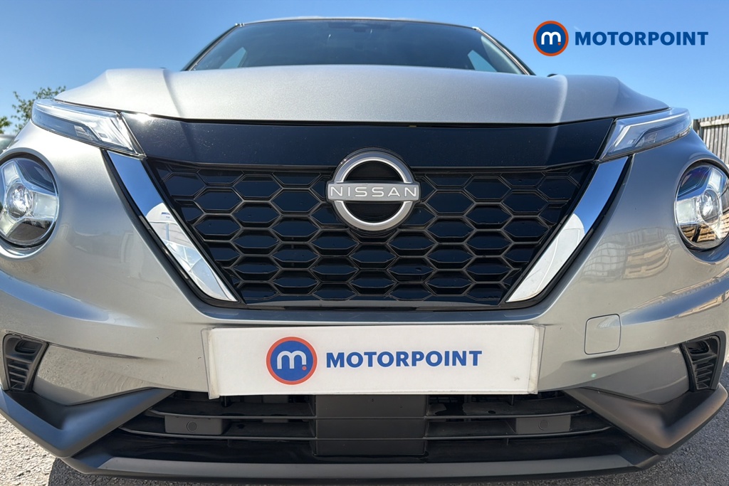 Nissan Juke N-Connecta Automatic Petrol-Electric Hybrid SUV - Stock Number (1638052) - 43rd supplementary image