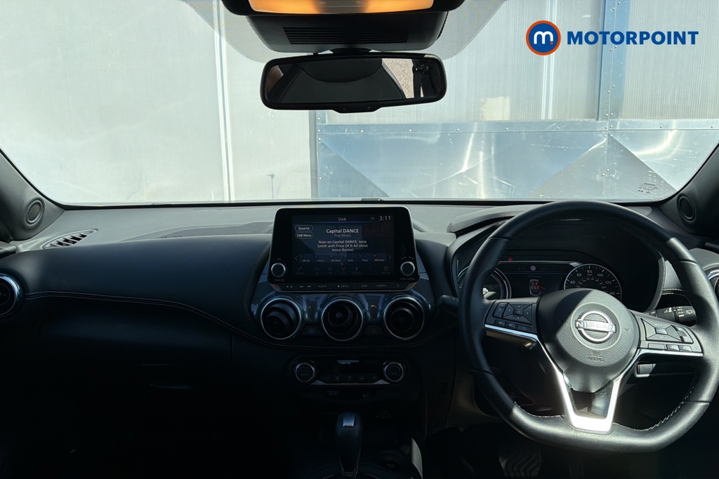 Nissan Juke N-Connecta Automatic Petrol-Electric Hybrid SUV - Stock Number (1638052) - 1st supplementary image