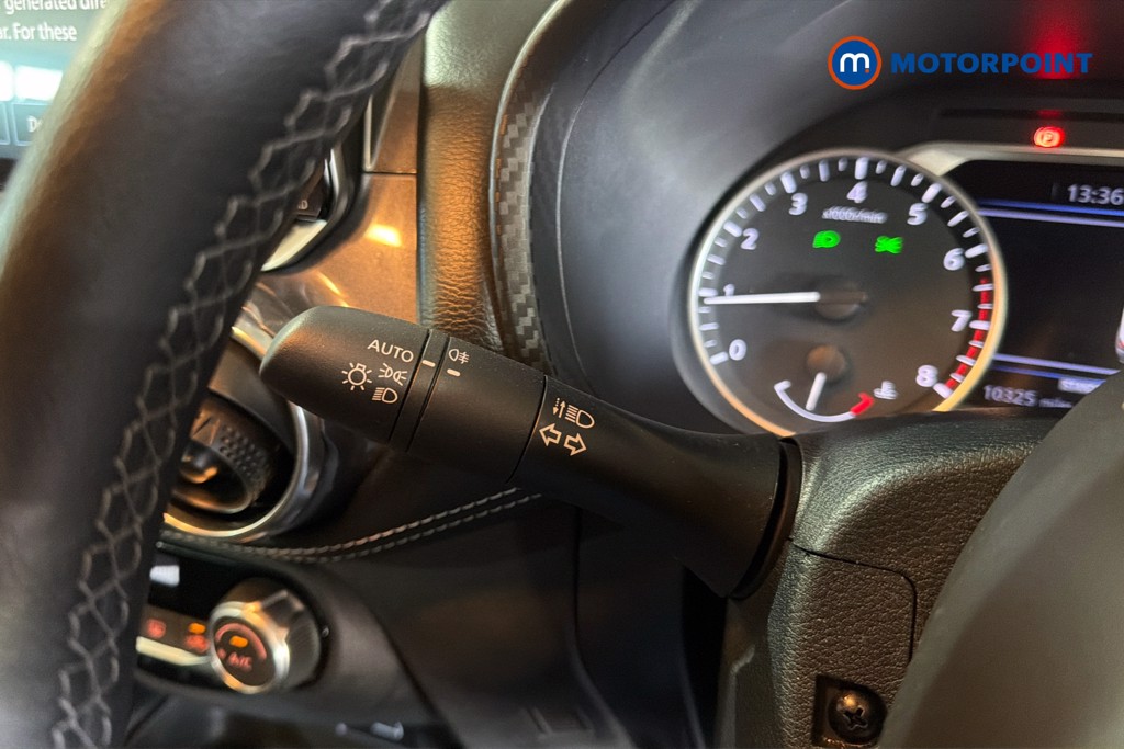Nissan Juke N-Connecta Manual Petrol SUV - Stock Number (1638172) - 6th supplementary image