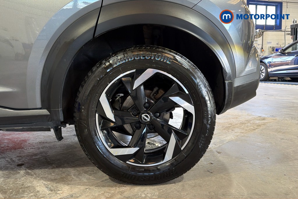 Nissan Juke N-Connecta Manual Petrol SUV - Stock Number (1638172) - 48th supplementary image