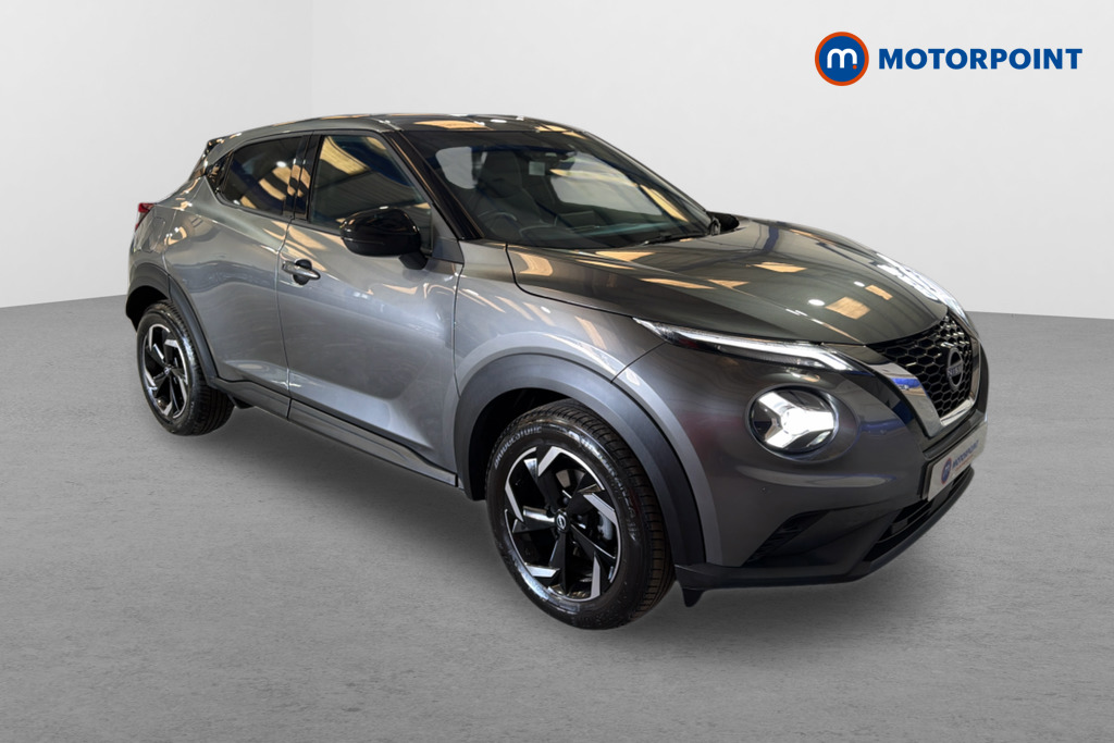 Nissan Juke N-Connecta Manual Petrol SUV - Stock Number (1638172) - Drivers side front corner