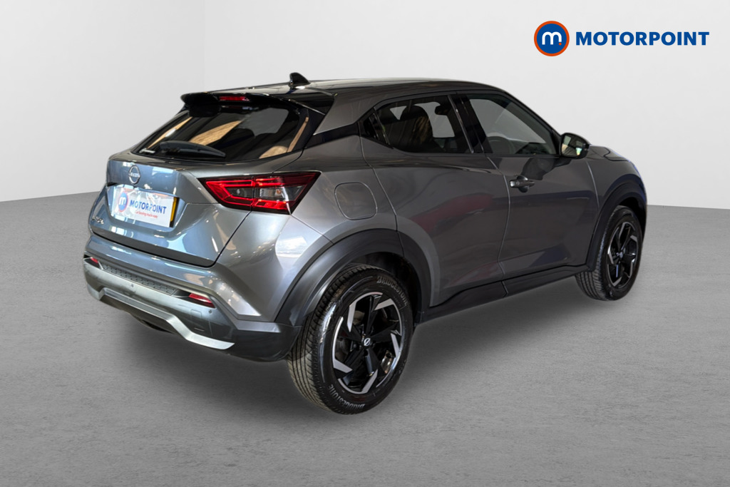Nissan Juke N-Connecta Manual Petrol SUV - Stock Number (1638172) - Drivers side rear corner