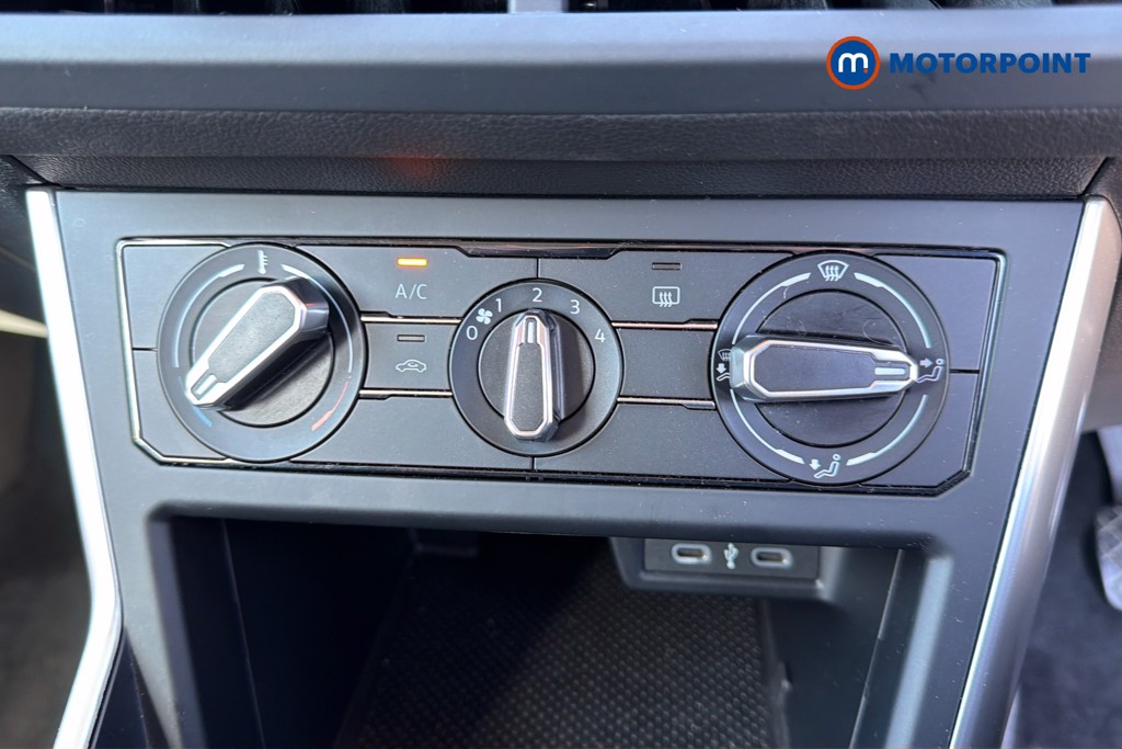 Volkswagen Polo Life Manual Petrol Hatchback - Stock Number (1638263) - 12th supplementary image