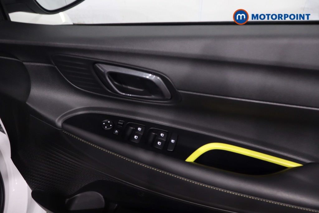 Hyundai I20 Ultimate Manual Petrol Hatchback - Stock Number (1638555) - 23rd supplementary image