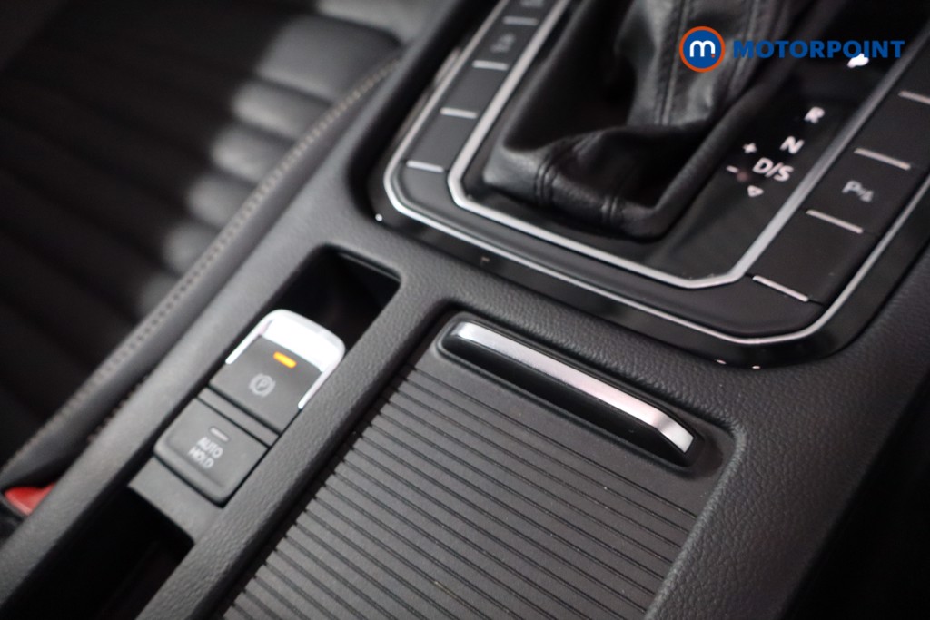 Volkswagen Passat SEL Automatic Diesel Saloon - Stock Number (1638732) - 22nd supplementary image